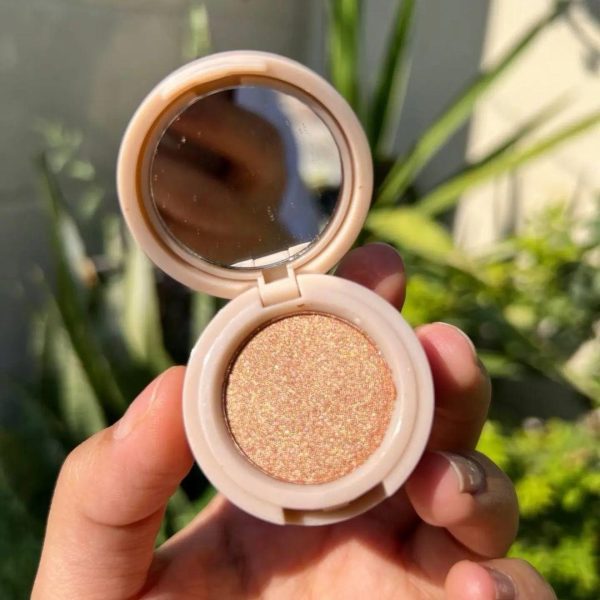 Mocallure 3 In 1 Blusher Highlighter Kit Package Includes: 1 X Blusher Highlighter Kit Product Feature: Glowy, 2 In 1 (random Color) - My Store